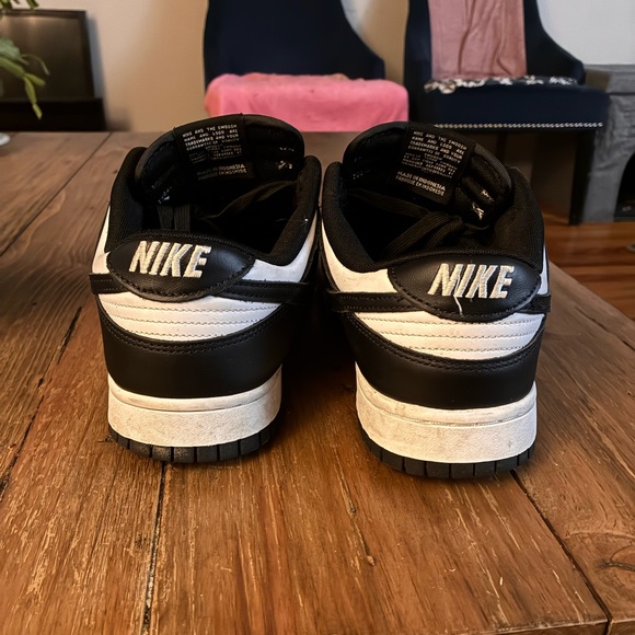 Men’s Nike Panda Dunks - Picture 4 of 4